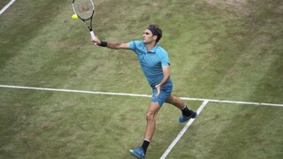 Po vynechanej antukovej sezóne Federer úspešne vykročil za titulom