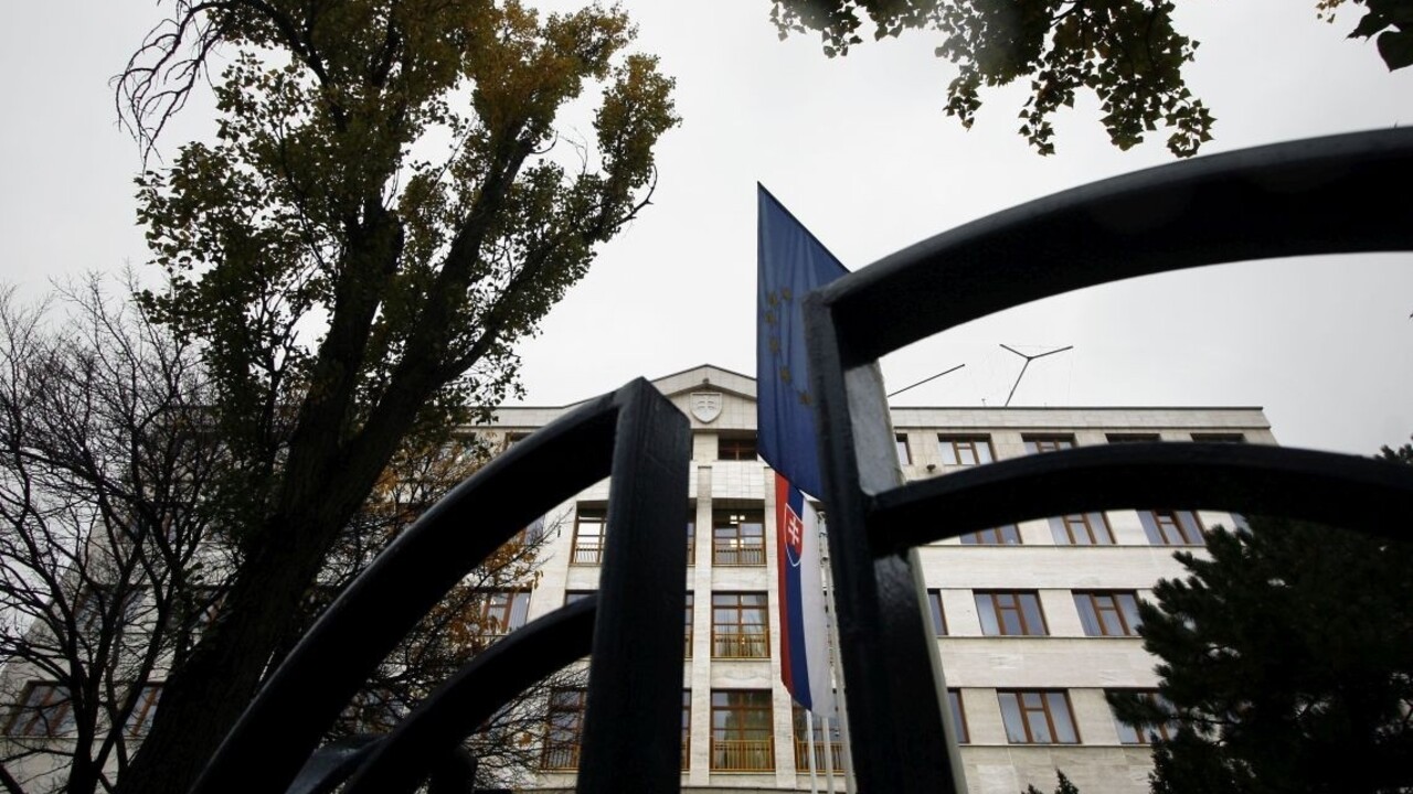 Slovensko reaguje na krok USA, prijalo ho s poľutovaním