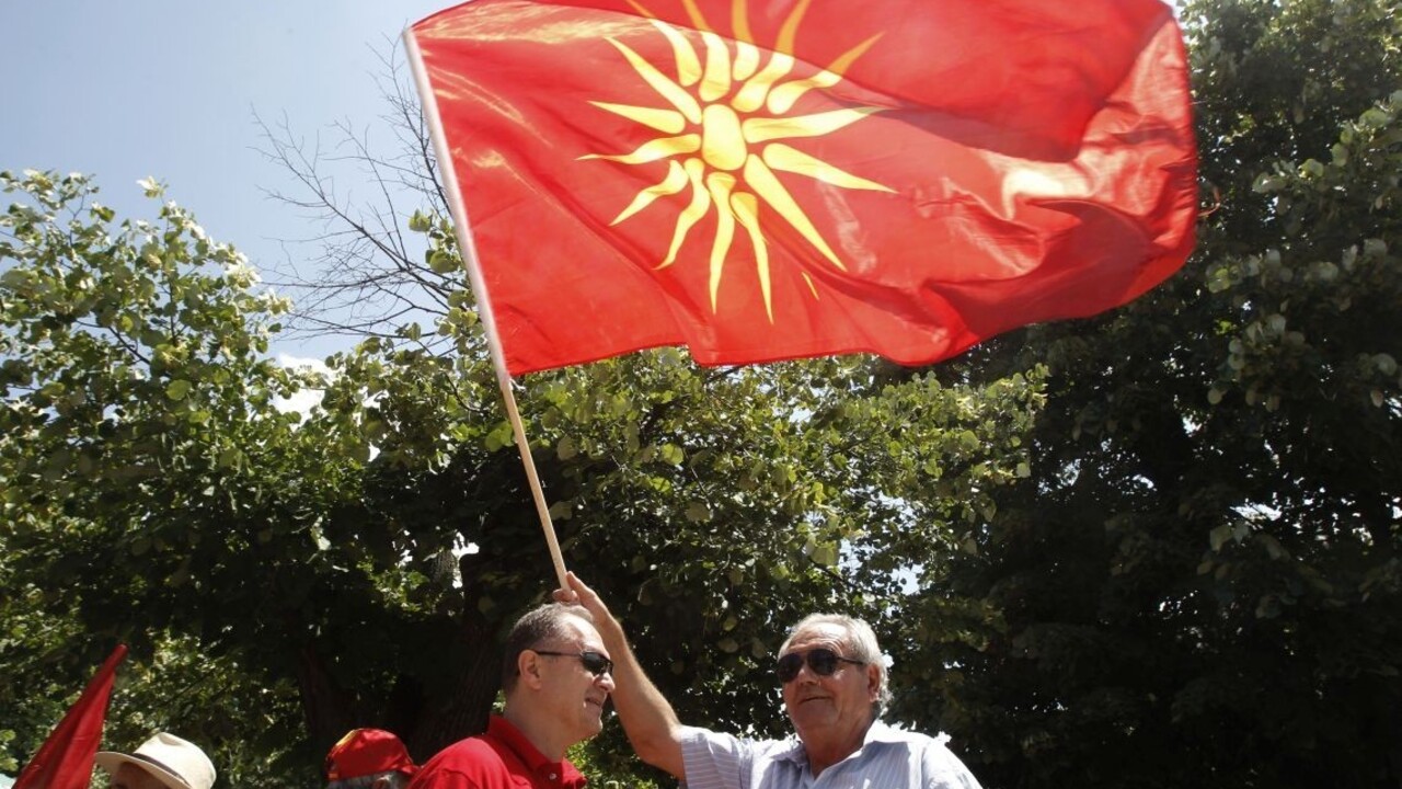 Spor o názve krajiny je urovnaný, macedónsky parlament rozhodol