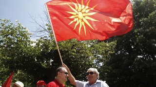 Spor o názve krajiny je urovnaný, macedónsky parlament rozhodol