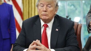 Trump ustúpil, rodiny migrantov sa rozhodol udržať pokope