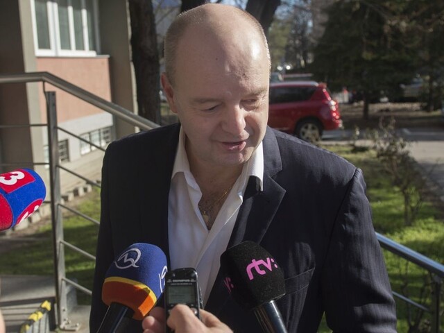 Rusko prišiel po zadržaní Kočnera vypovedať, vinu odmieta