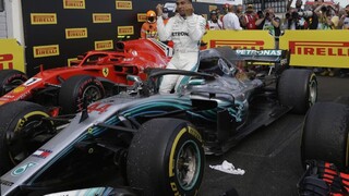 Na obnovenej VC Francúzska triumfoval Hamilton, Vettel skončil piaty