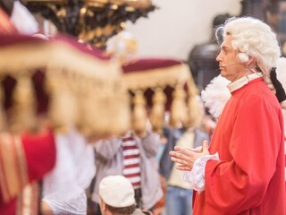 Fotogaléria: V Bratislave korunovali syna cisárovnej, takto to vyzeralo