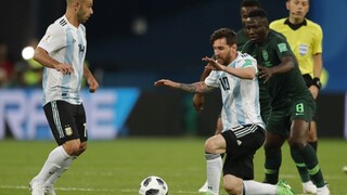 Pre Nigériu sa šampionát skončil, Argentínu nakoniec spasil Rajo