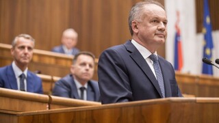 Kiska povedie delegáciu, ktorá sa zaviaže zvýšiť výdavky na obranu