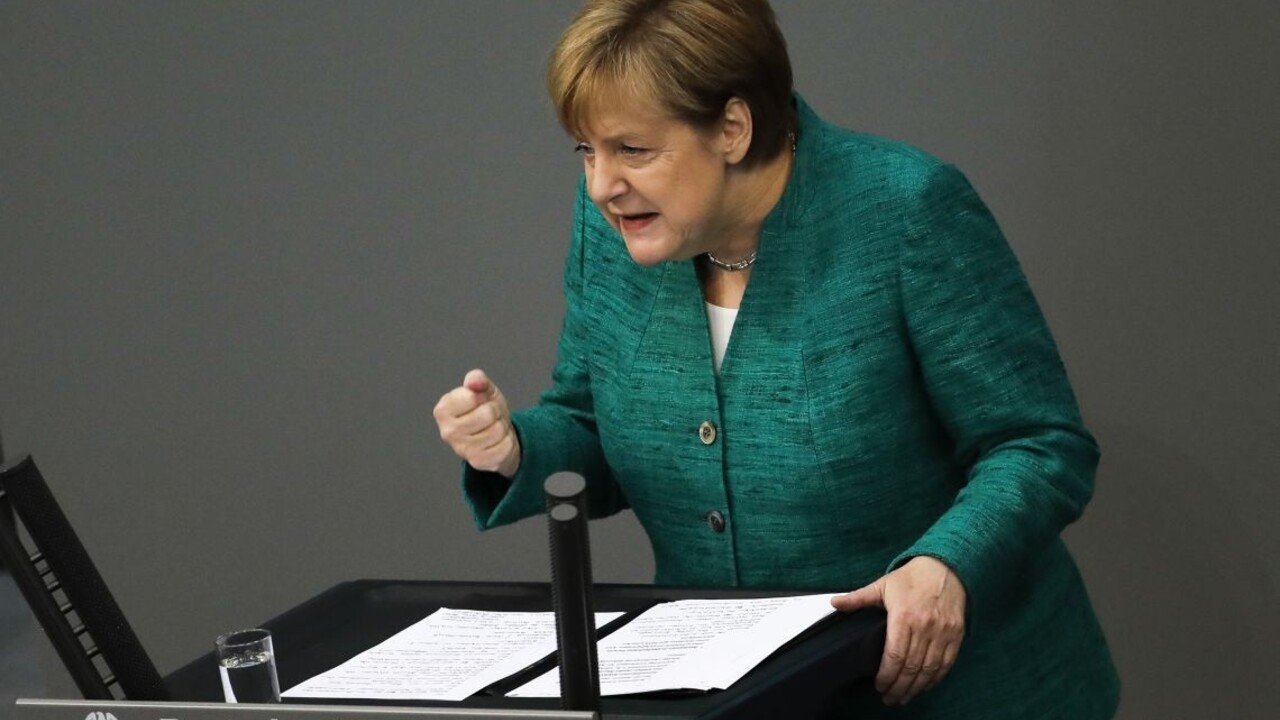 Bolo to správne. Merkelová obhajovala otvorenie hraníc pre migrantov