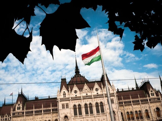 Nakupovanie v Maďarsku je lacnejšie, forint je na historickom minime