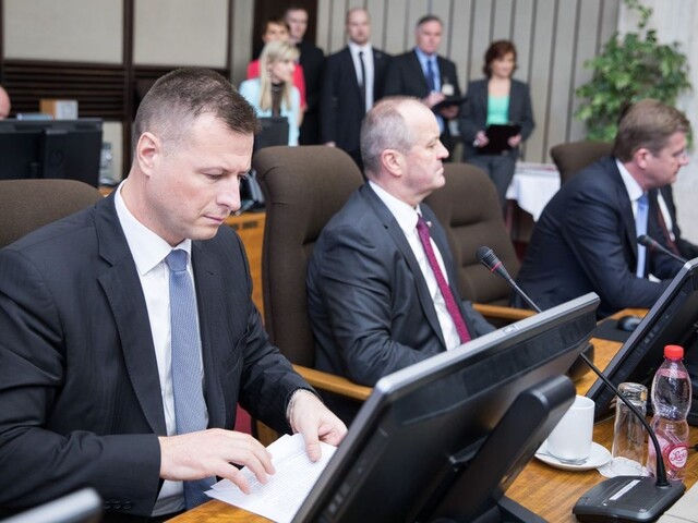 Justíciu nový náčrt rozpočtu nepotešil, minister chce vybojovať viac