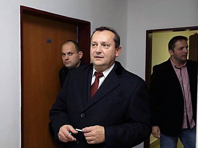 Polícia napokon zadržala odsúdeného Pachingera z kauzy nebankoviek
