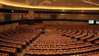 Poslancov v Bruseli čaká hlasovanie o podpore zbrojných firiem