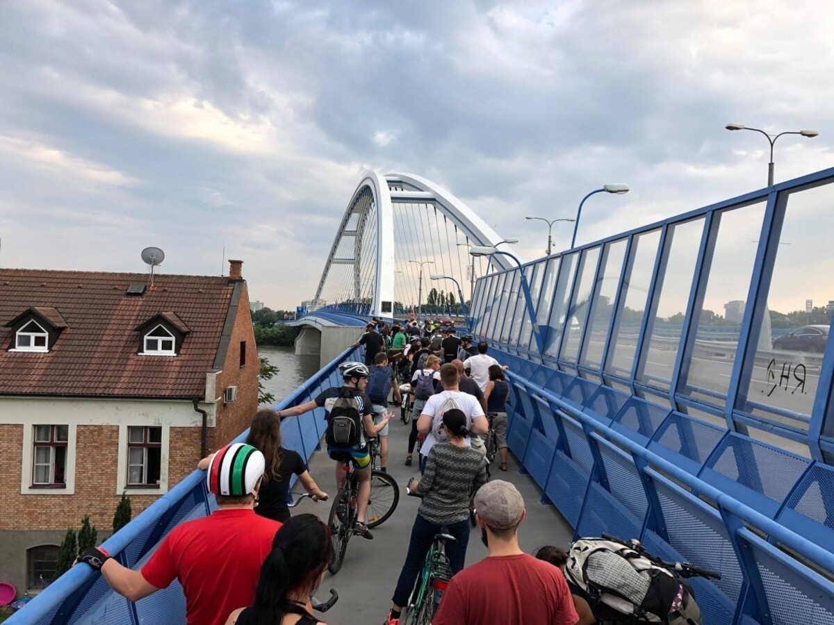V hlavnom meste rátali cyklistov, ich počet sa znásobil