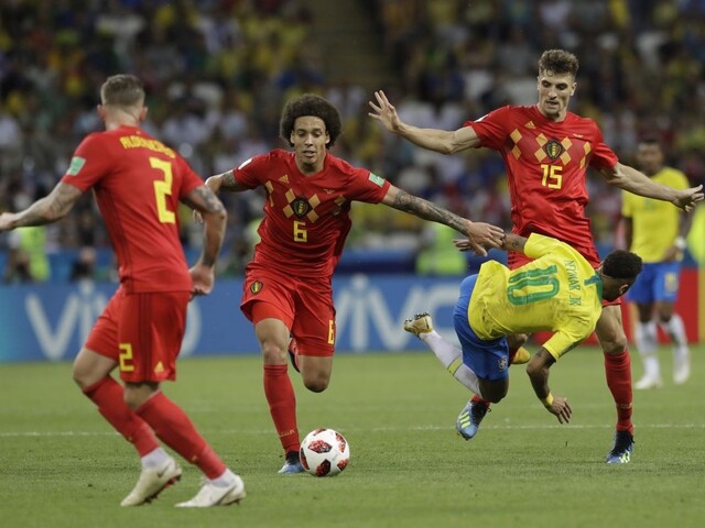 Belgičania sa prebojovali do semifinále, Brazília sa lúči so šampionátom