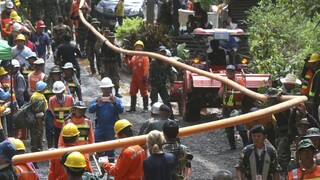 Uviaznutí chlapci napísali listy rodinám, evakuovať ich môžu už v nedeľu