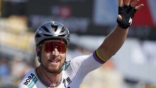 V druhej etape Tour de France triumfoval Sagan, získal žltý dres
