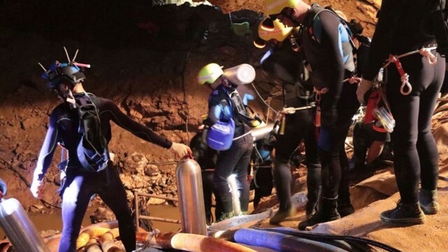 thailand-cave-search-87868-c9162d3ba268493daf413ec2c93075fa_7f000001-38fe-a5f1.jpg