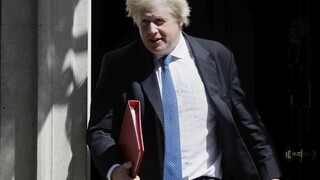 Britská premiérka nahrádza ministrov, ktorí odchádzajú pre brexit
