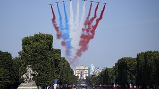 Francúzi oslavujú výročie dobytia Bastily
