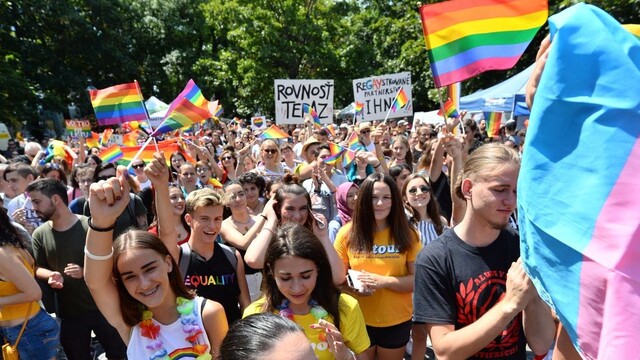 dúhový pochod pride gayovia lesbičky homosexuáli 1140 px (TASR/Martin Baumann)