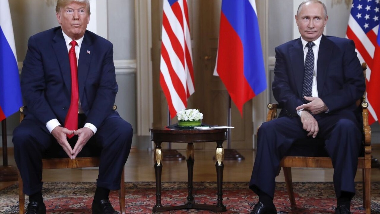 Fotogaléria: Pozrite si prvé samostatné stretnutie Trumpa a Putina