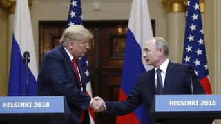 Putin poprel zásah do volieb, Trump verí v zlepšenie vzťahov