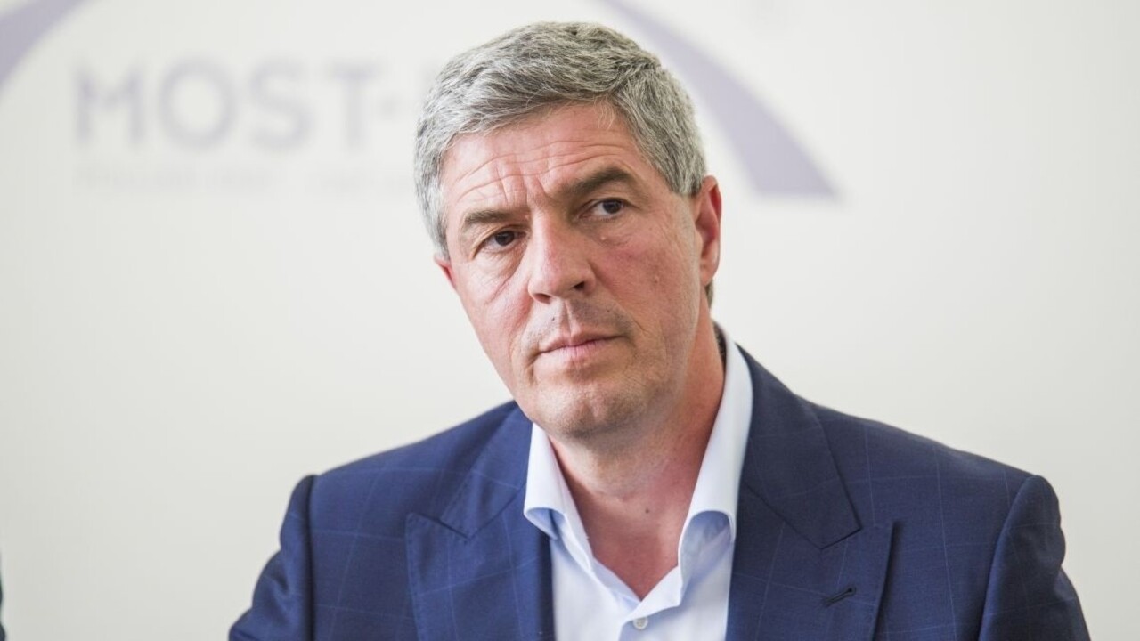 Ombudsmanka i exministerka sú terčom kritiky. Most sa ich zastal