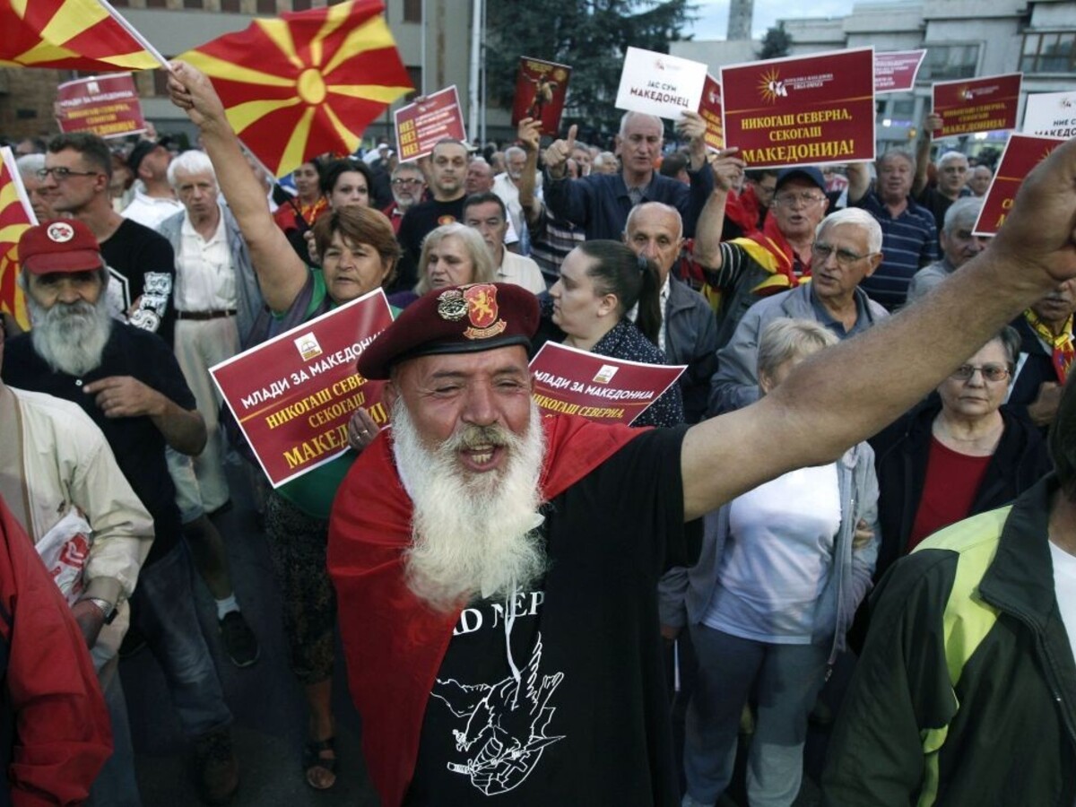 Rusi obvinenia spojené s protestmi v Macedónsku odmietli