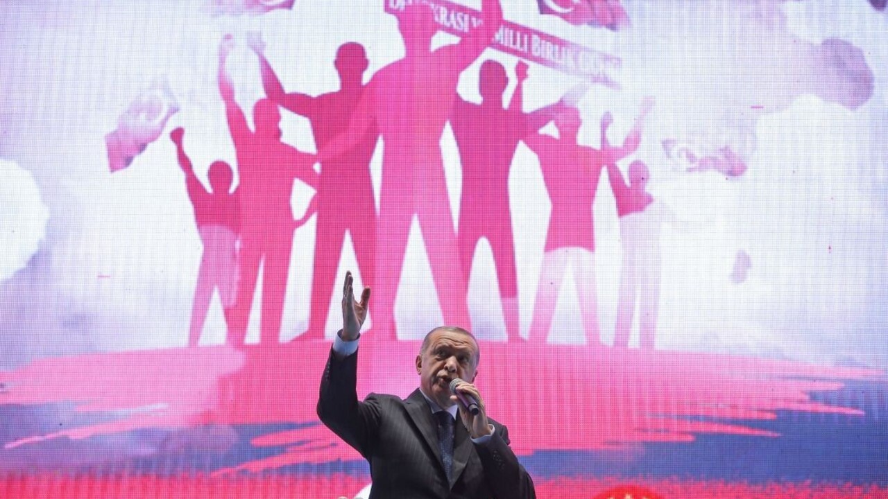 Končí sa výnimočný stav, počas ktorého v Turecku zadržali desaťtisíce ľudí