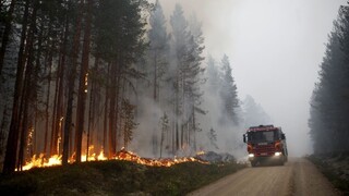Teplota vo Švédsku je neprimerane vysoká, krajinu sužujú požiare