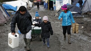 Brusel predstavil nový plán, za každého prijatého utečenca zaplatí