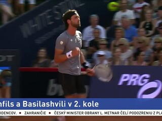 Monfils zdolal v Hamburgu Cecchinatoa, domáci Kohlschreiber skončil