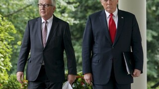 Predseda EK rokoval s Trumpom, budú sa usilovať o nulové clá