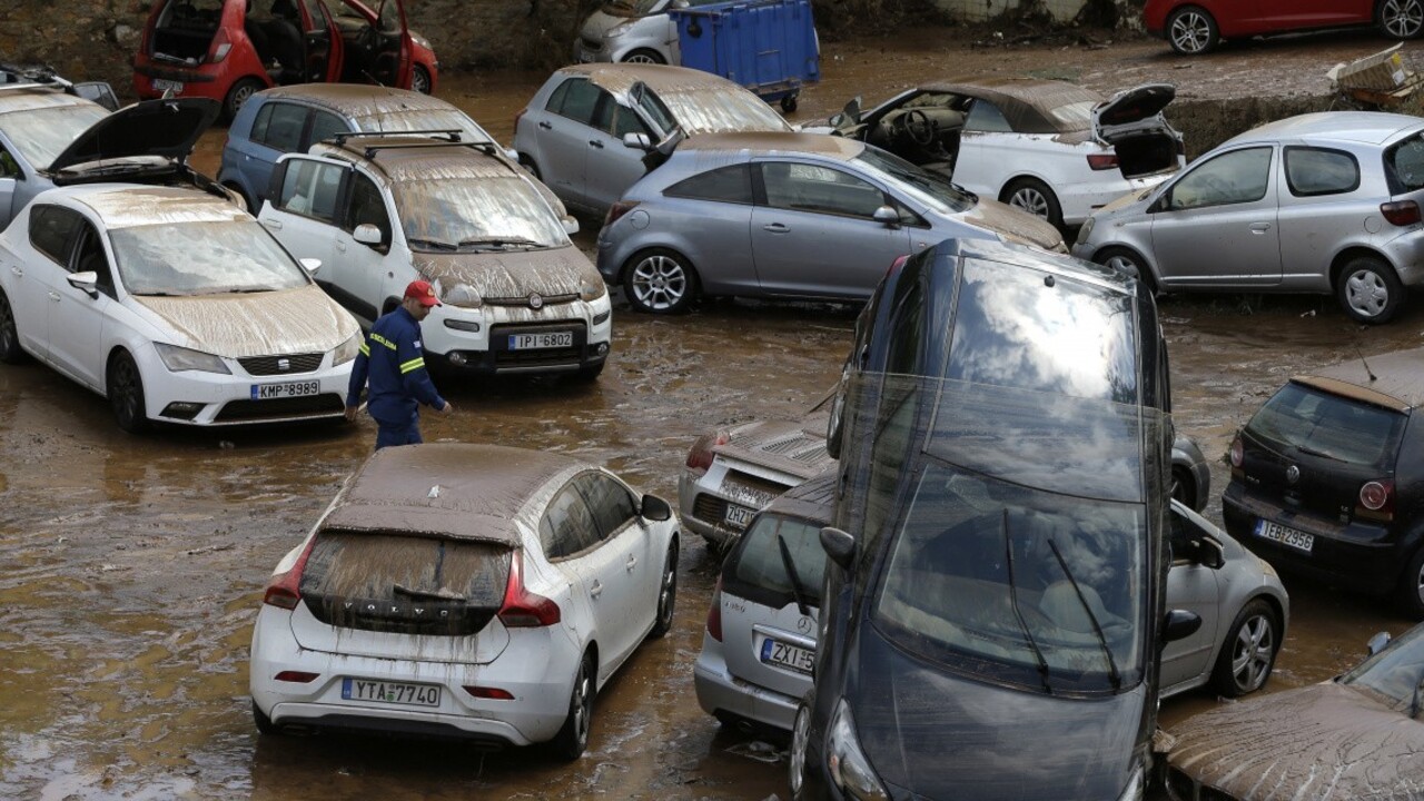 Fotogaléria: Požiare vystriedali záplavy. Atény náhle zaliala voda