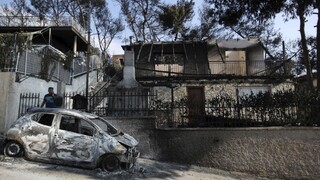 Založil oheň podpaľač? Za požiarmi v Grécku môže byť úmysel