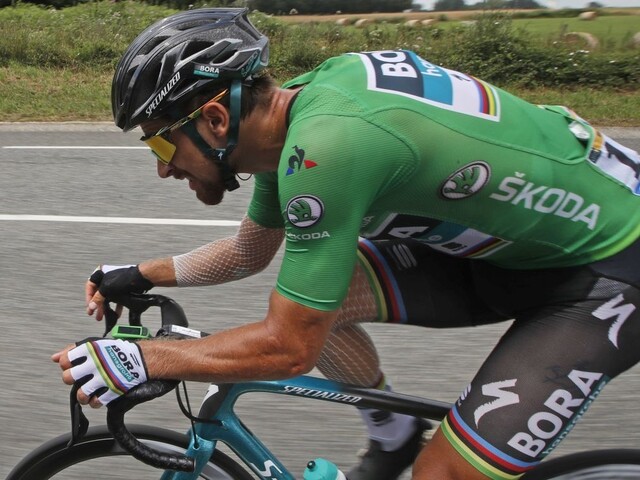 Sagan sa v poslednej horskej etape trápil, triumfoval Roglič