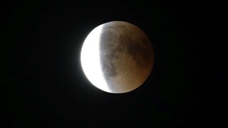 Unikátne vesmírne divadlo sledoval celý svet, atmosféru dokreslil Mars