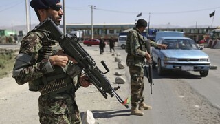 Zástupcovia Talibanu oznámili, že s predstaviteľkou USA rokovali o mieri