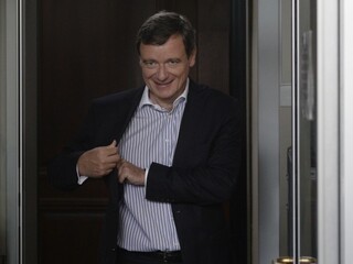 Kontroverzný český politik chce kandidovať, pritom je trestne stíhaný