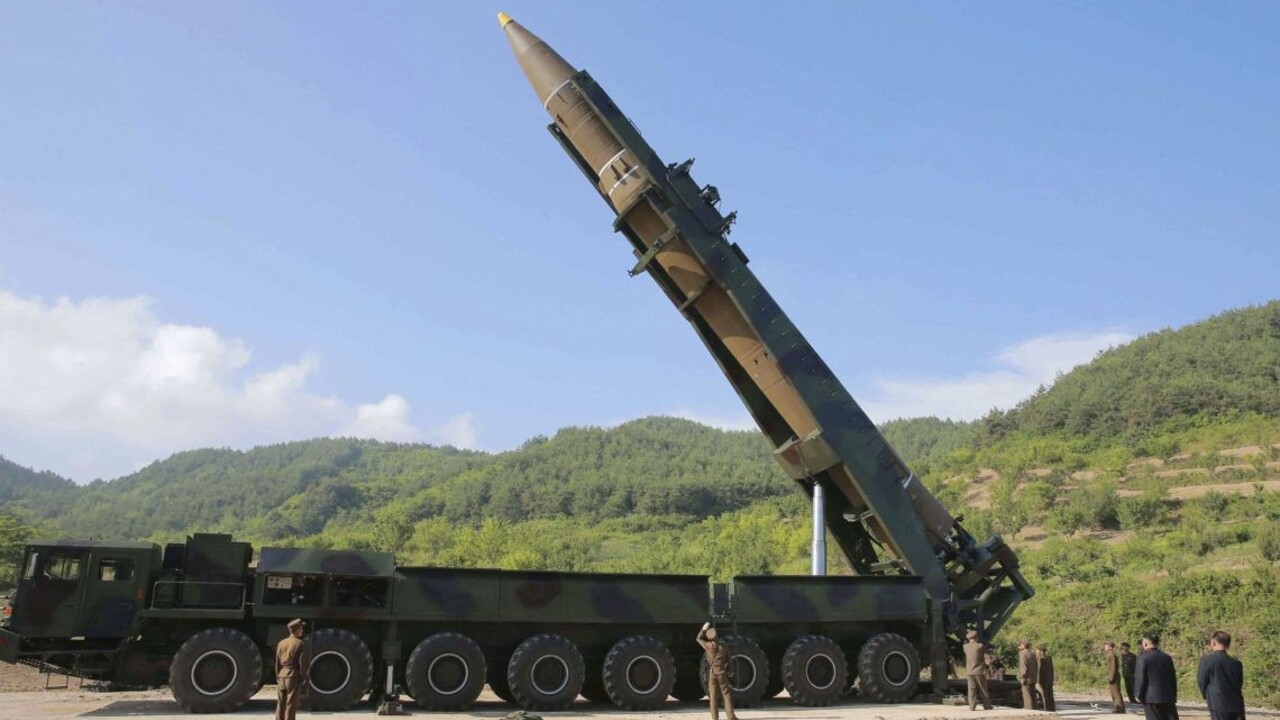 KĽDR kórea balistická raketa strela 1140 px (SITA/AP)