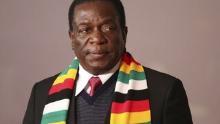 Zimbabwe má novú hlavu štátu, vyhral exprezidentov dôverník