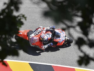 Dovizioso je víťazom kvalifikácie Moto GP, hlavné preteky čaká zmena