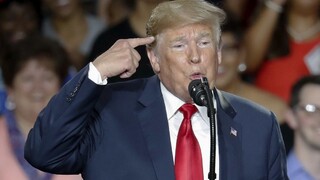 Trump si pochvaľuje clá. Naša krajina bude bohatšia, vyhlásil