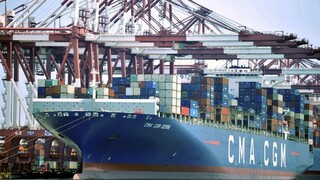 Čína vracia úder, na tovar zo Spojených štátov uvalí clá za miliardy