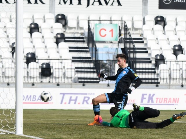 Slovan privíta Rapid Viedeň, spoliehať sa bude na Šporarovu fazónu