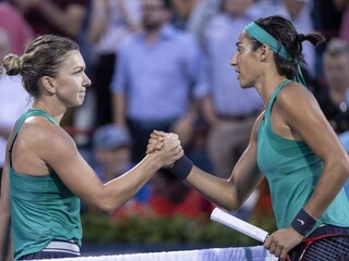 Halepová postúpila do semifinále, stretne sa v ňom s Austrálčankou Bartyovou