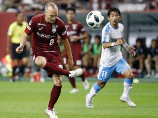 Iniesta strelil svoj prvý gól v japonskej lige