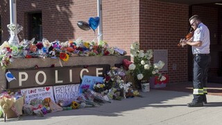 Muža obvinili zo štvornásobnej vraždy, polícia prosí svedkov o pomoc