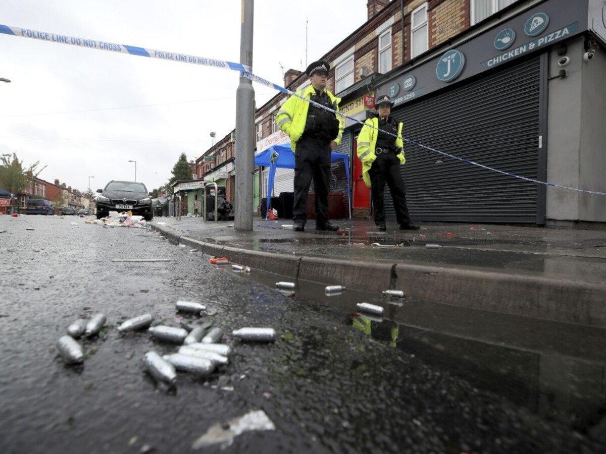 Streľba Británia polícia nábojnice 1140 px (SITA/AP)
