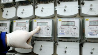 Slováci platia za energie menej, ich cenu predražujú poplatky