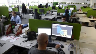 Podľa OECD až 60 percent pracovníkov môžu nahradiť počítače